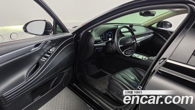 Genesis G80 2022 — photo 13
