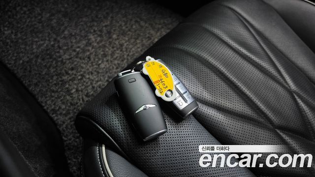 Genesis G80 2022 — photo 22