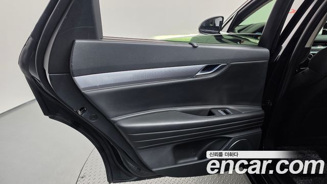 Genesis G80 2022 — photo 15