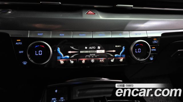 Genesis G80 2022 — photo 32