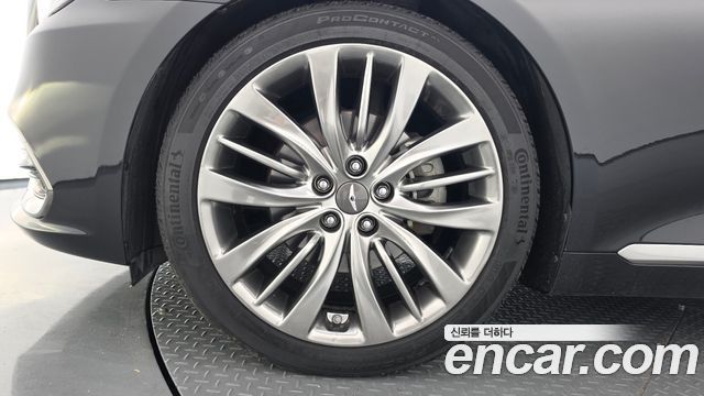 Genesis G80 2019 — photo 5