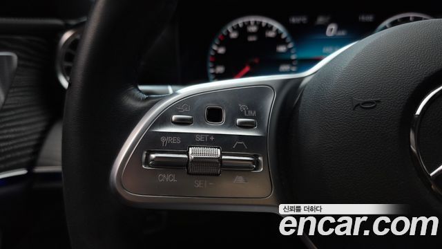 Mercedes-Benz CLS-Class 2021 — photo 24