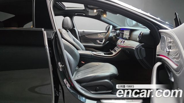 Mercedes-Benz CLS-Class 2021 — photo 16