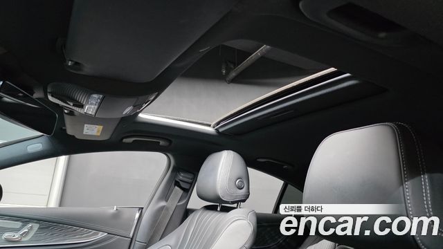 Mercedes-Benz CLS-Class 2021 — photo 30