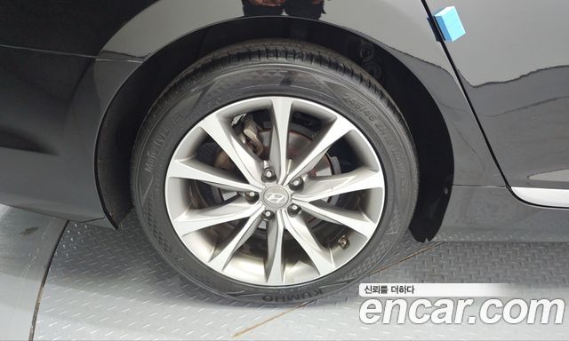 Hyundai Grandeur 2015 — photo 5