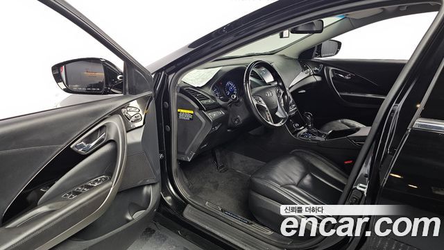 Hyundai Grandeur 2015 — photo 17