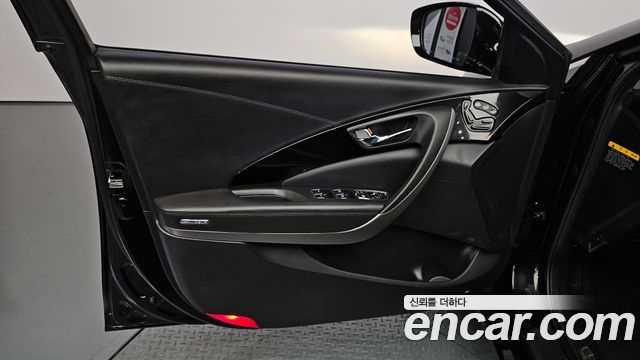 Hyundai Grandeur 2015 — photo 14