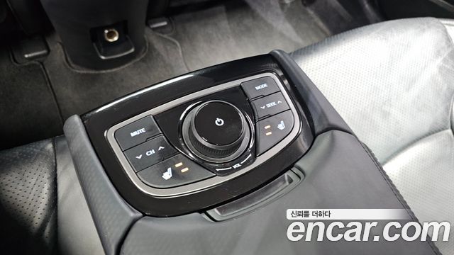 Hyundai Grandeur 2015 — photo 29