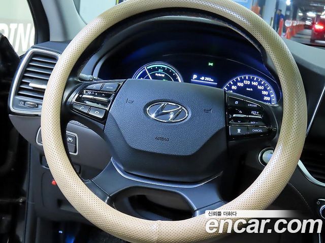 Hyundai Grandeur 2018 — photo 8