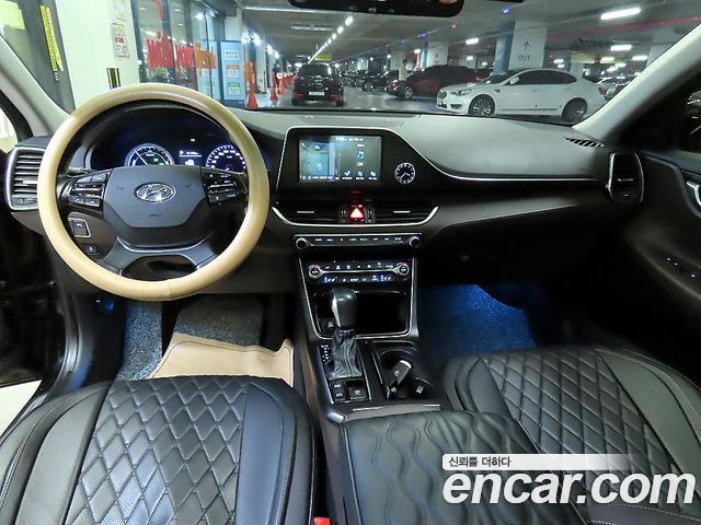 Hyundai Grandeur 2018 — photo 10