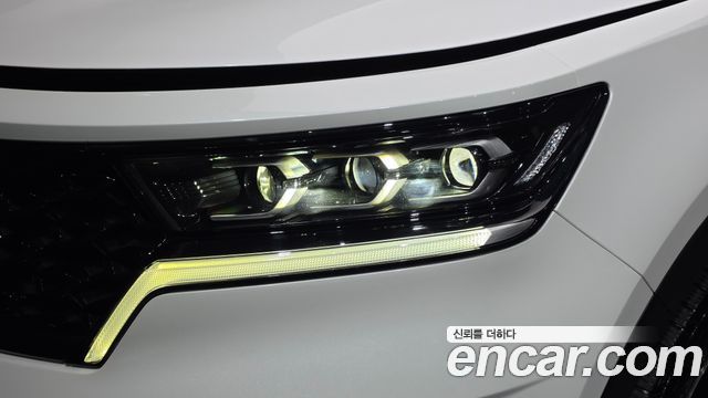 Kia Sorento 2023 — photo 8