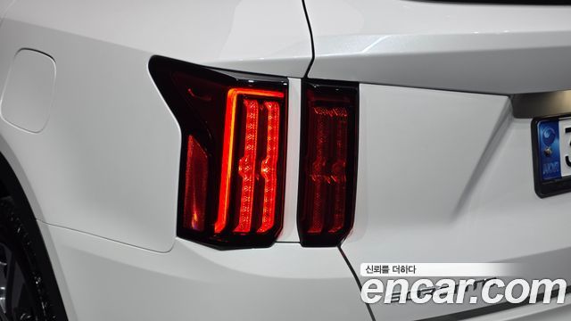 Kia Sorento 2023 — photo 9