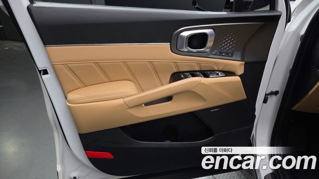 Kia Sorento 2023 — photo 14