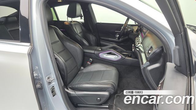 Mercedes-Benz GLE-Class 2022 — photo 11