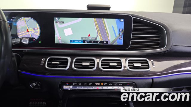 Mercedes-Benz GLE-Class 2022 — photo 14