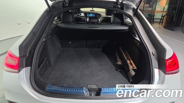 Mercedes-Benz GLE-Class 2022 — photo 20