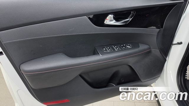 Kia K3 2022 — photo 14