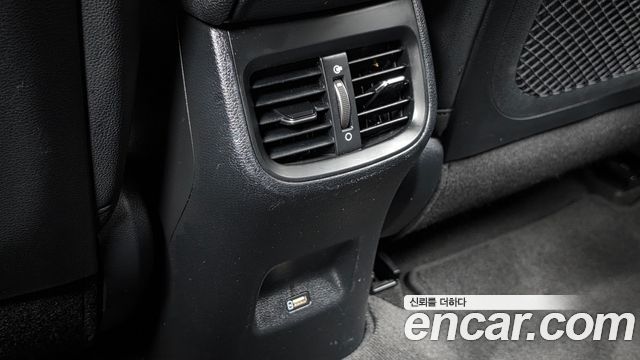 Kia K3 2022 — photo 27