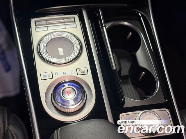 Genesis GV80 2020 — photo 11