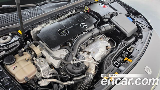 Mercedes-Benz A-Class 2019 — photo 6