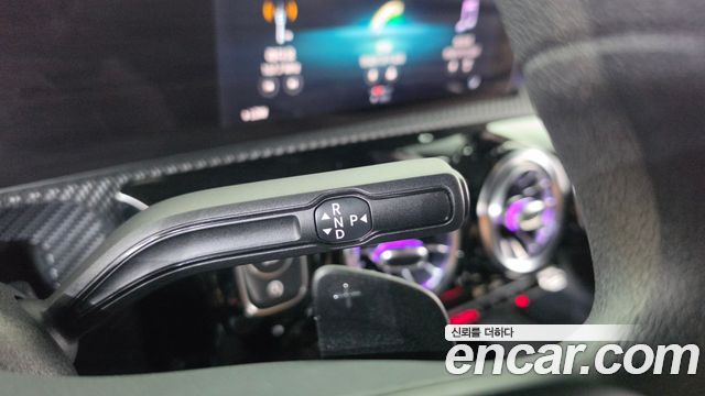 Mercedes-Benz A-Class 2019 — photo 12