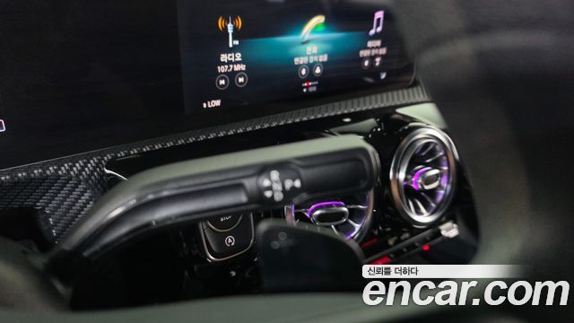 Mercedes-Benz A-Class 2019 — photo 24