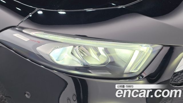 Mercedes-Benz A-Class 2019 — photo 8