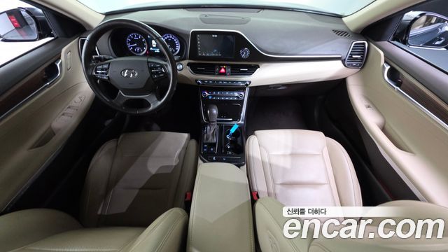 Hyundai Grandeur 2019 — photo 10
