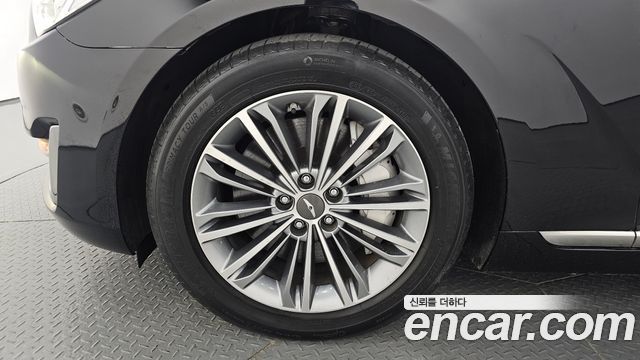 Genesis EQ900 2016 — photo 5