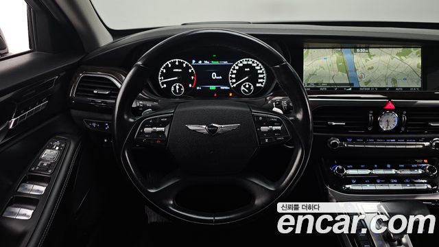 Genesis EQ900 2016 — photo 14
