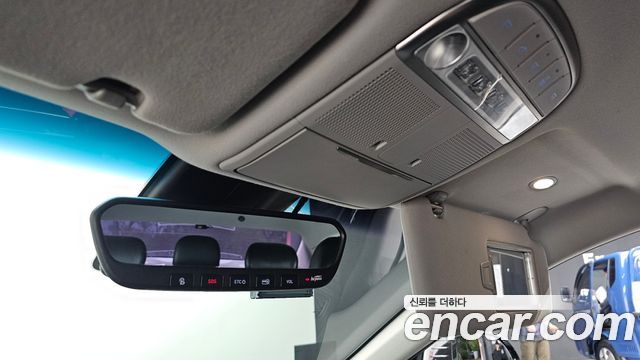 Genesis EQ900 2016 — photo 18