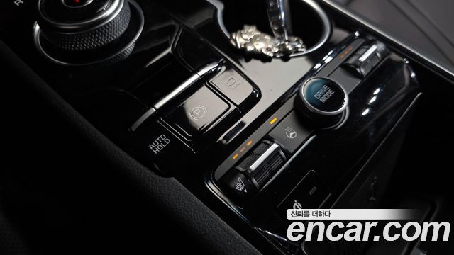 Kia K5 2023 — photo 24