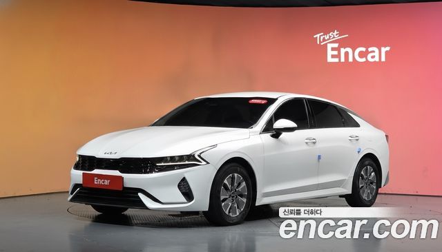 Kia K5 2023 — photo 1