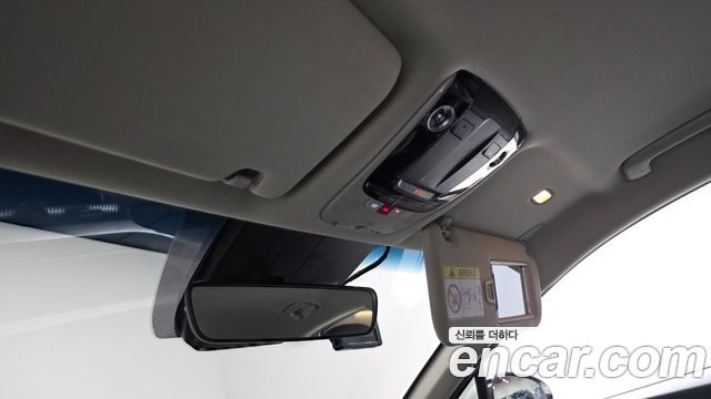 Kia K5 2023 — photo 28