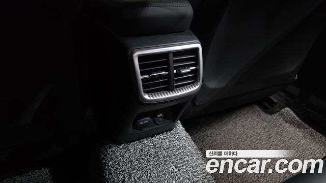 Kia K5 2023 — photo 32