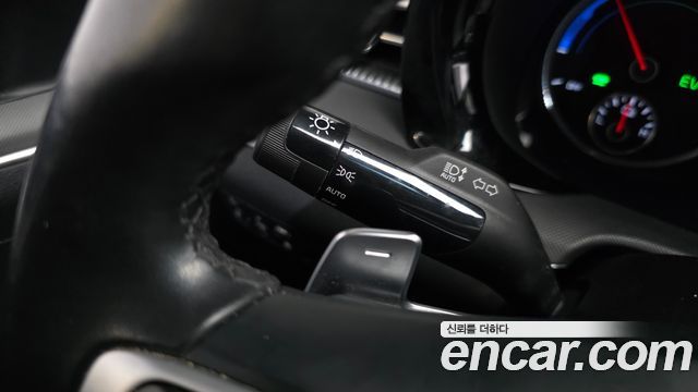 Kia K5 2023 — photo 33
