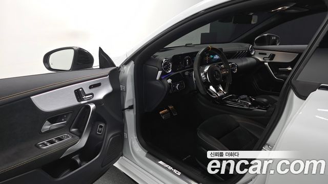 Mercedes-Benz CLA-Class 2021 — photo 13