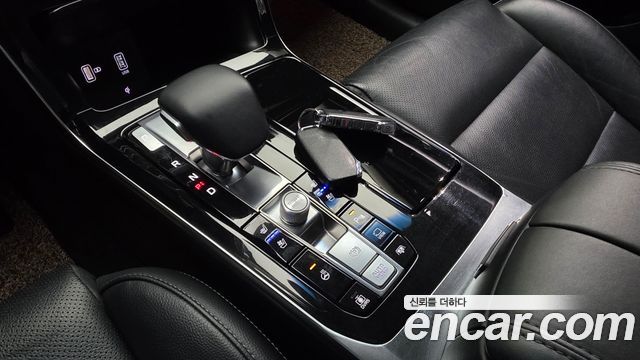 Kia K7 2020 — photo 12