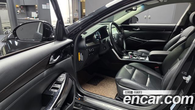 Kia K7 2020 — photo 13