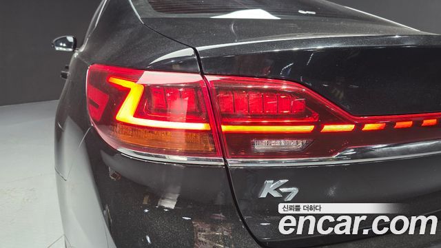 Kia K7 2020 — photo 9