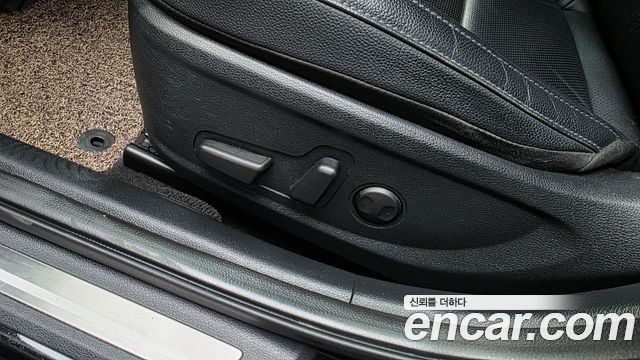 Kia K7 2020 — photo 36