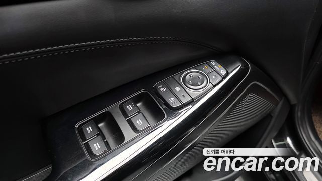 Kia K7 2020 — photo 37