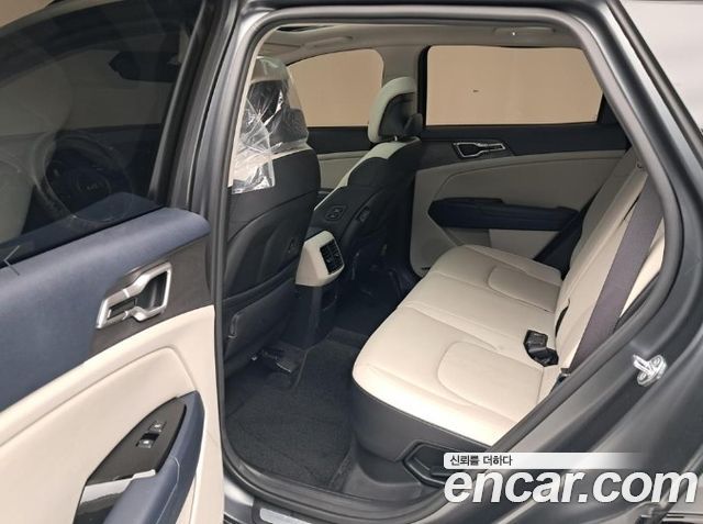Kia Sportage 2023 — photo 12