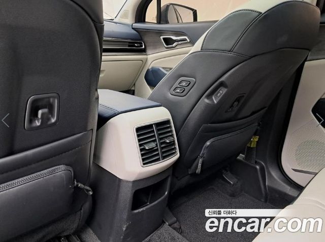 Kia Sportage 2023 — photo 16