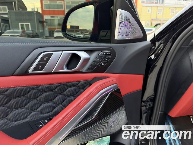 BMW X6M 2024 — photo 11
