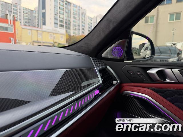 BMW X6M 2024 — photo 15