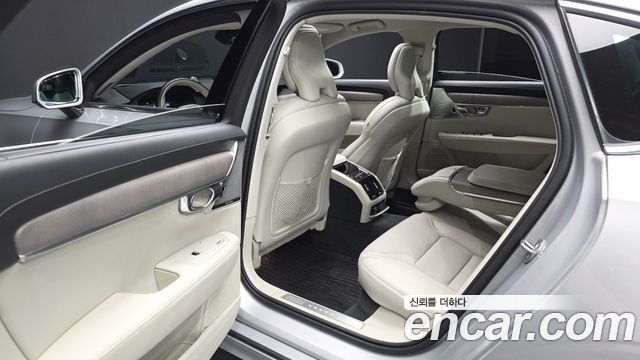 Volvo S90 2024 — photo 16
