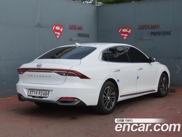 Hyundai Grandeur 2022 — photo 3