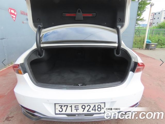 Hyundai Grandeur 2022 — photo 5