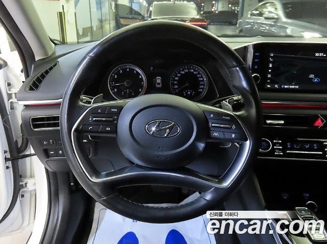 Hyundai Sonata 2023 — photo 8